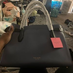 4Brand New Kate Spade purse 200$ a piece